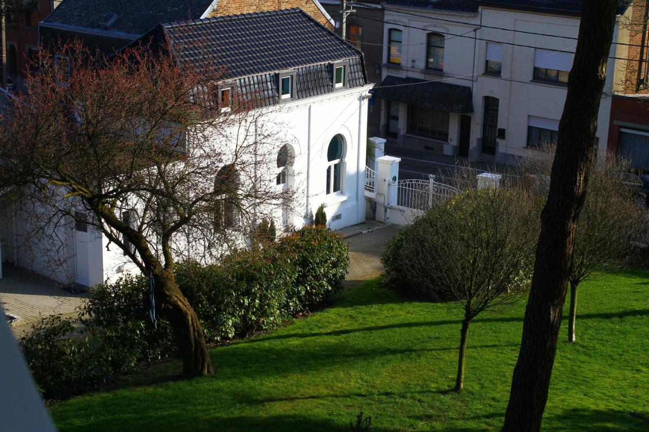 Gite De La Conciergerie Du Cheval Blanc Luttre Экстерьер фото
